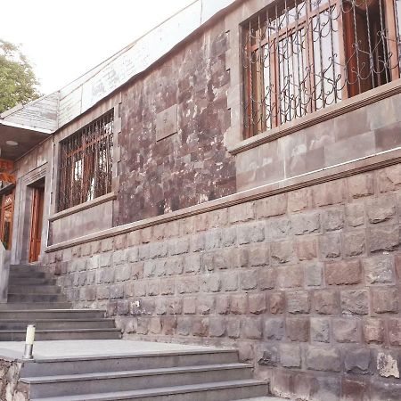 Hotel Vivas Goris Exterior photo