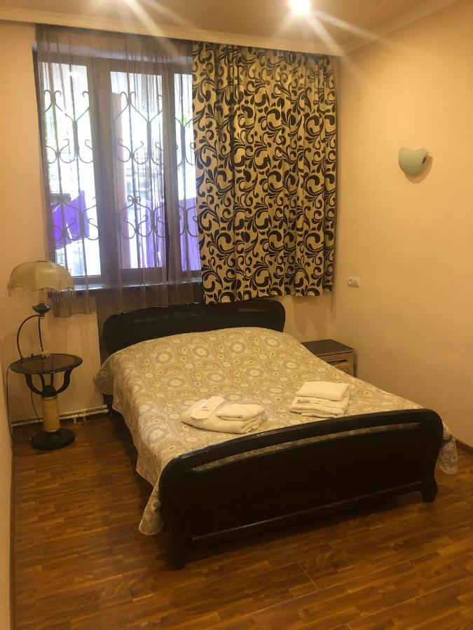 Hotel Vivas Goris Exterior photo